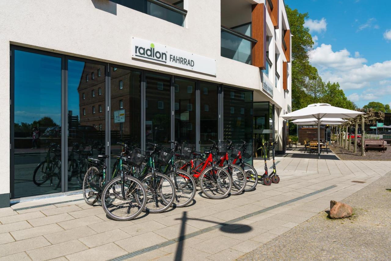 Radlon Fahrrad-Komfort-Hotel Waren  Buitenkant foto