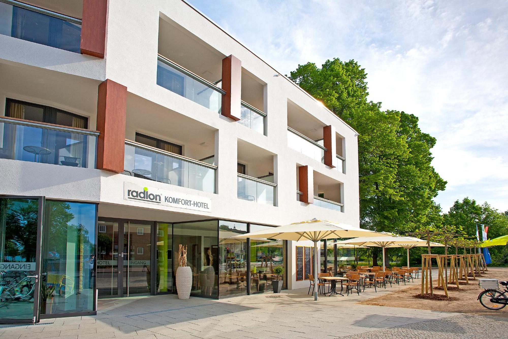 Radlon Fahrrad-Komfort-Hotel Waren  Buitenkant foto